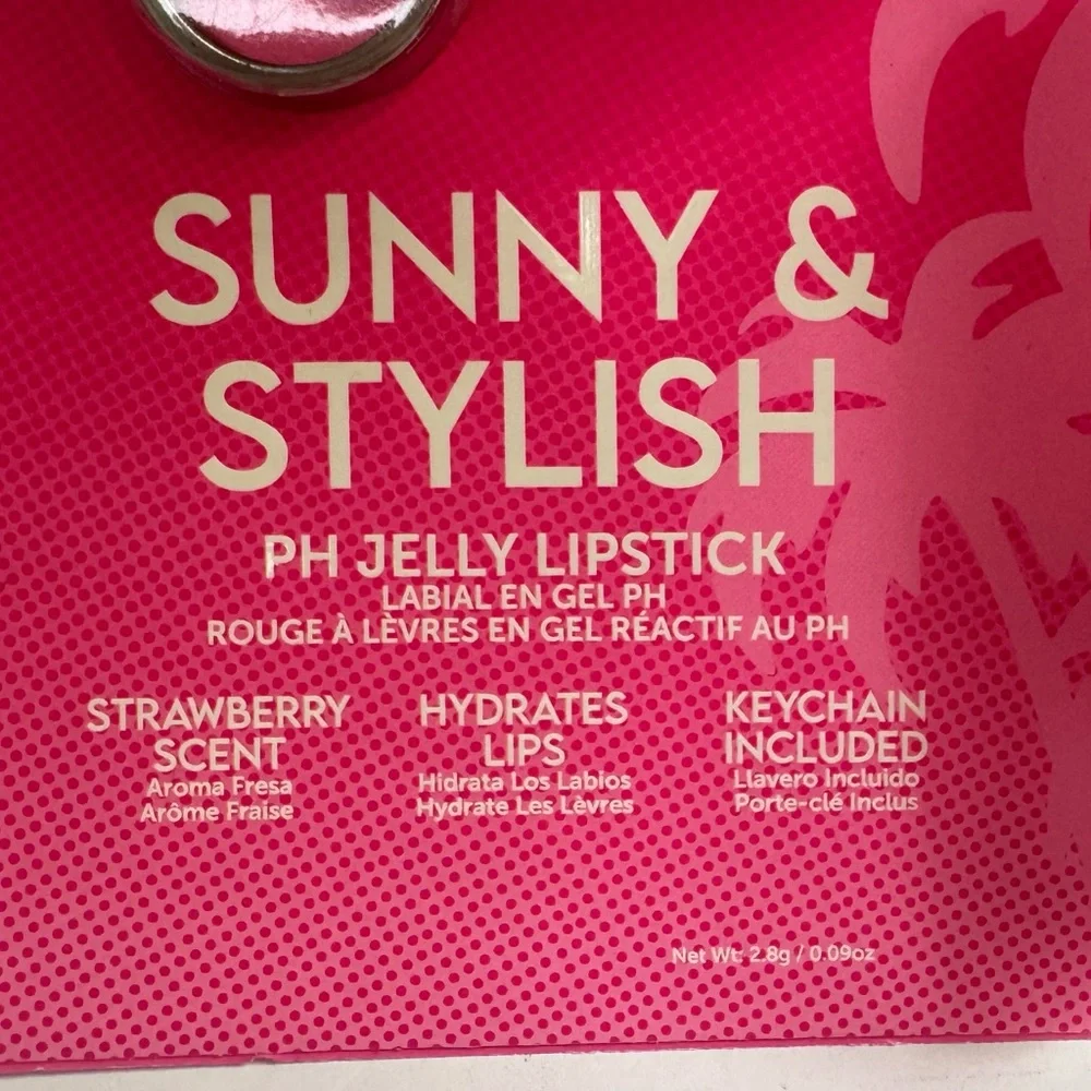 Barbie Beauty Creations Strawberry PH Jelly Lipstick with Keychain - Picture 2 of 3